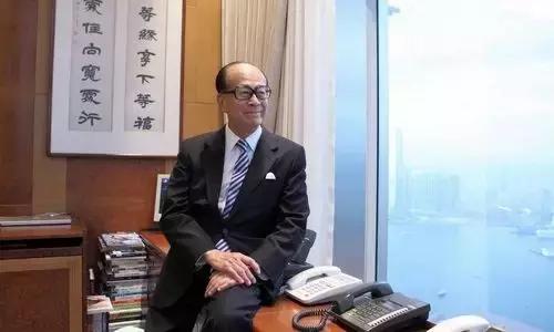 商界大佬的辦公室：看看哪個更牛逼 ，＊后一個才是真牛！