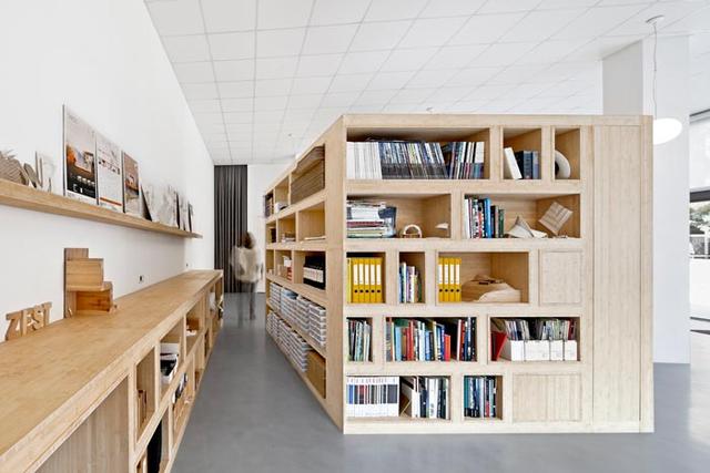 簡易小型辦公室裝修設(shè)計(jì)