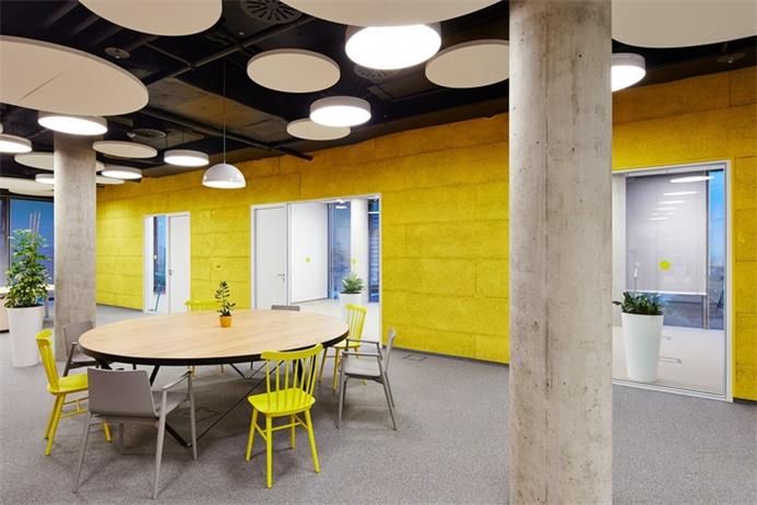 辦公空間，辦公室設(shè)計，科技公司辦公室設(shè)計，現(xiàn)代風格辦公室，在線旅行社