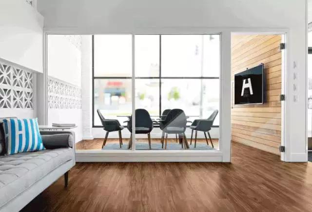 設(shè)計(jì)欣賞|美國HDG建筑設(shè)計(jì)辦公室的時尚黑白之美