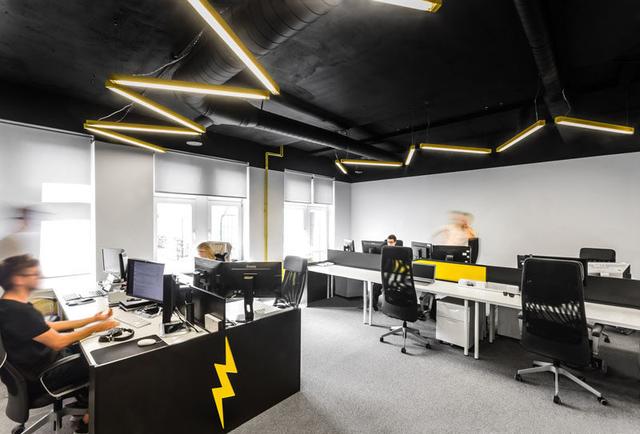 高端辦公室裝修設計經(jīng)典案例:波蘭Droids科技公司辦公室設計