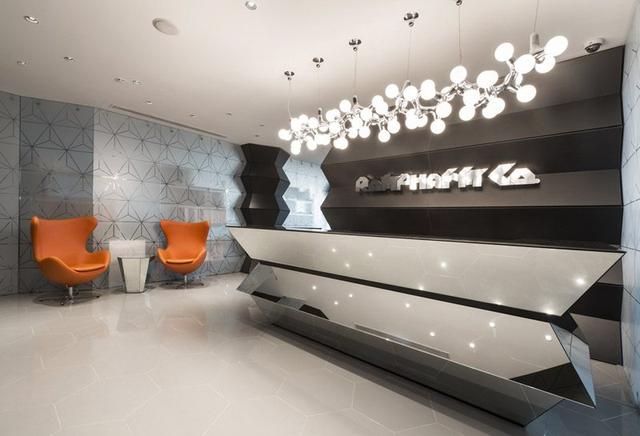 說(shuō)出來(lái)你可能不信，如此暗黑夸張的辦公室竟然來(lái)自俄羅斯