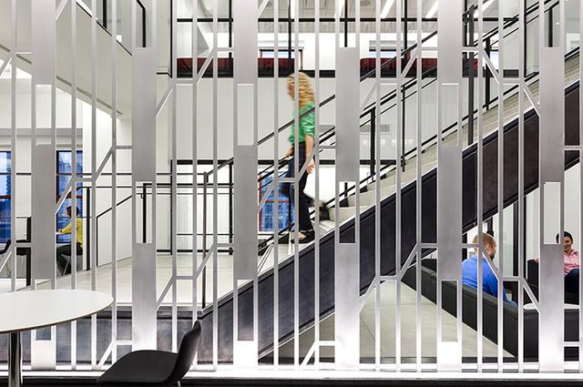 全球**圖片網(wǎng)Shutterstock辦公室，帶你感受在娛樂場所中工作